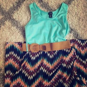 Beautiful maxi dress with belt!